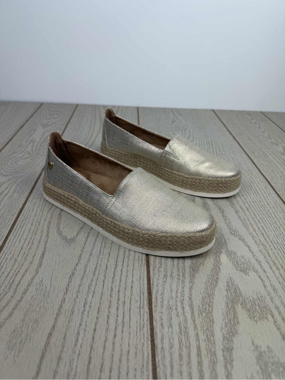 Giani Bernini Women's Archerr Slip On Espadrilles 8.5M Metallic Linen $80